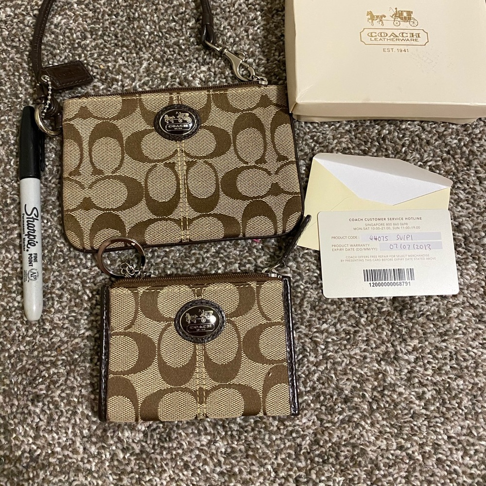 COACH  WRISTLET & COIN PURSE -bundle
#44075
